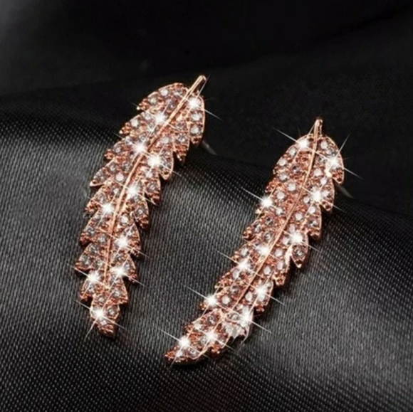 New Feather Stud Earrings - Picture 5 of 6